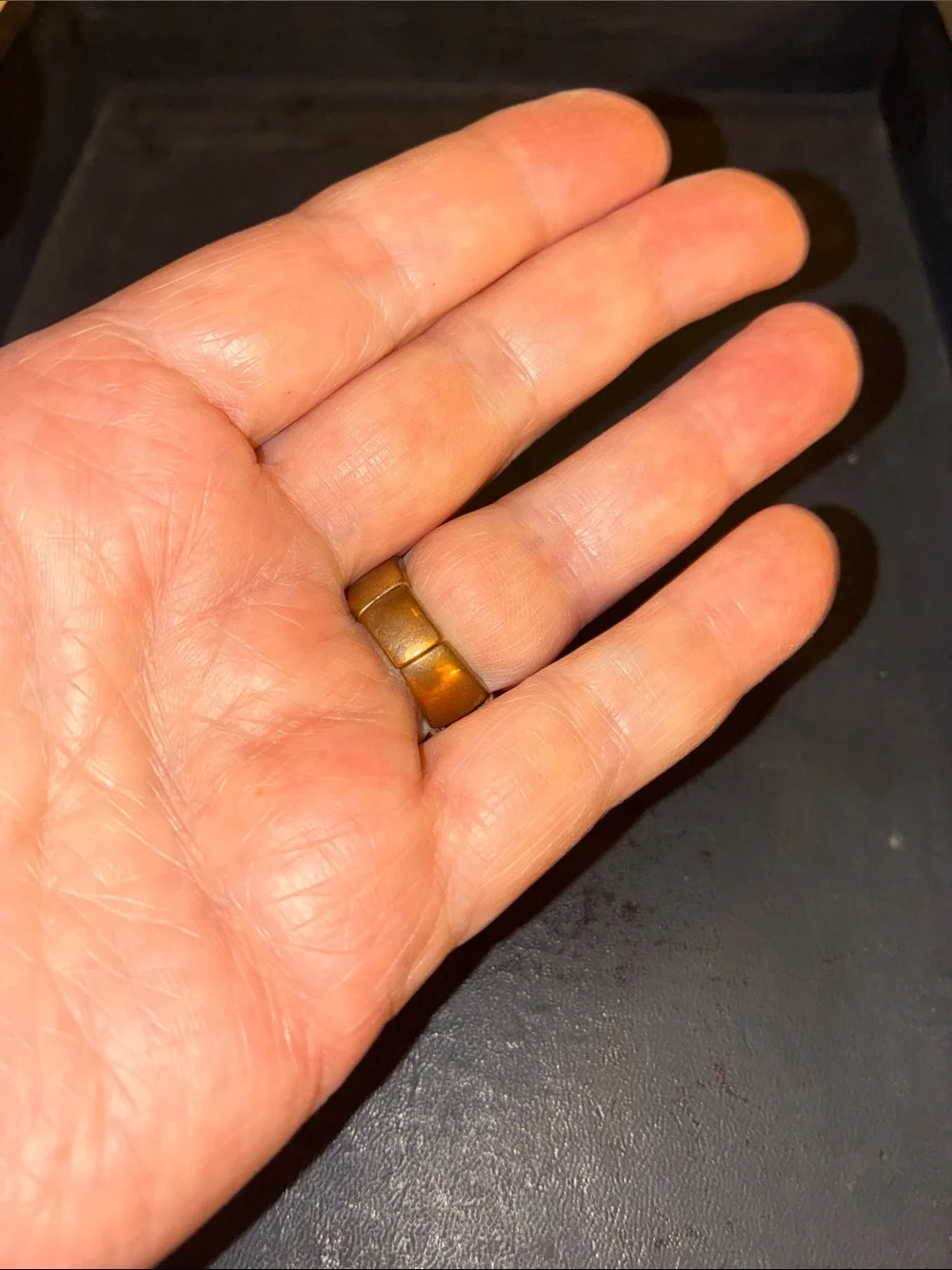Gold-Tone Stretch Ring with Amber Brown Stone